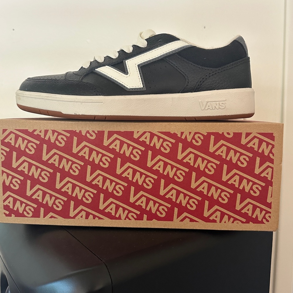 NWT Vans Lowland Comfy Cush - new in box